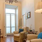 ベッド・アンド・ブレックファスト Residenza Via Dei Mille 4*