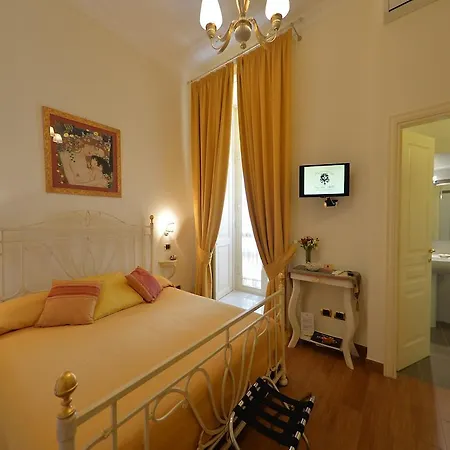 Residenza Via Dei Mille Bed & Breakfast 4*