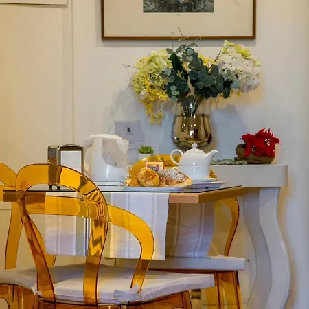 Bed & Breakfast Residenza Via Dei Mille 5*