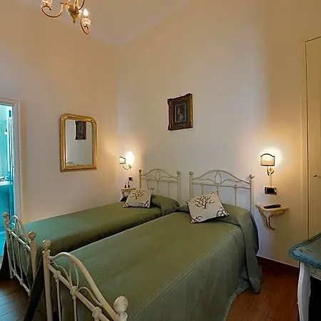 Residenza Via Dei Mille 나폴리