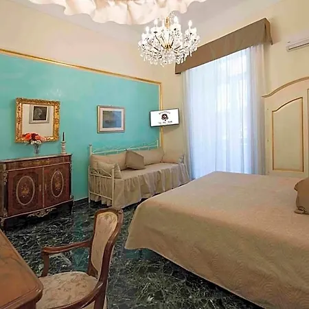 Residenza Via Dei Mille 4* 나폴리