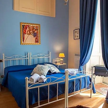 Residenza Via Dei Mille B&B 4*