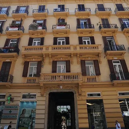 Residenza Via Dei Mille Panzió 4*