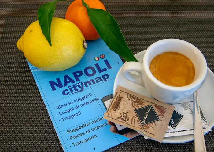 Residenza Via Dei Mille 4* Неаполь